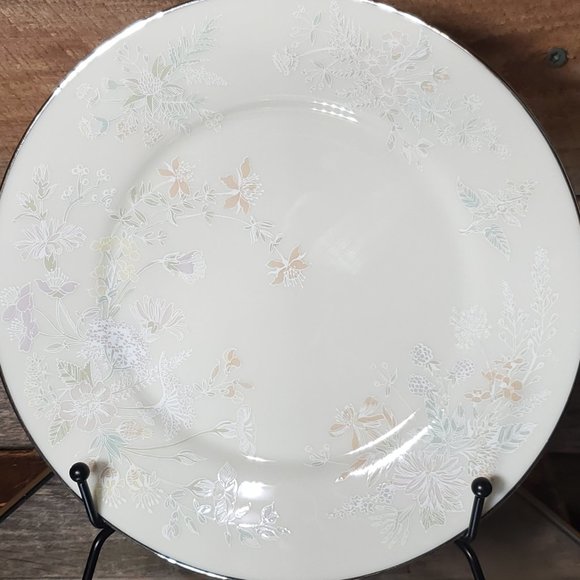 Lenox April Salad Plate - 1980's Pastel Flowers with Platinum Rim - Picture 1 of 5